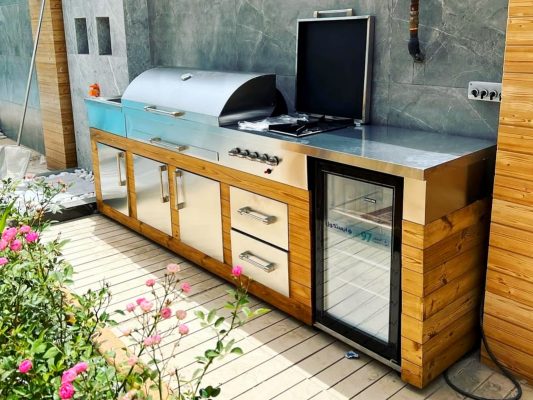باربیکیو کابینتی استیل با چوب ترموود و یخچالدار